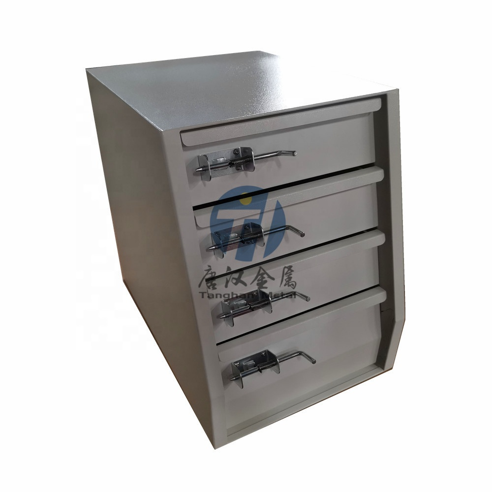 Slide-out Ute Drawer for Canopy