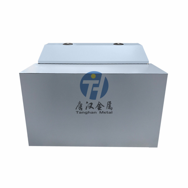 Ute Canopy with Flat Plate Side Opening Half Recessed Door Aluminium Toolbox