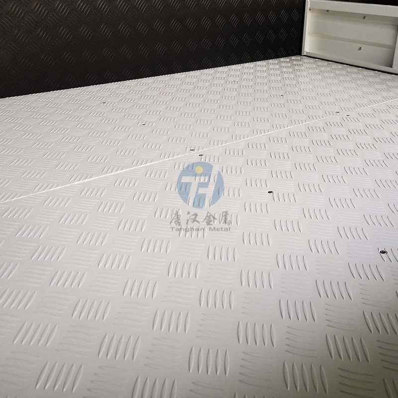 Aluminum Ute Tray