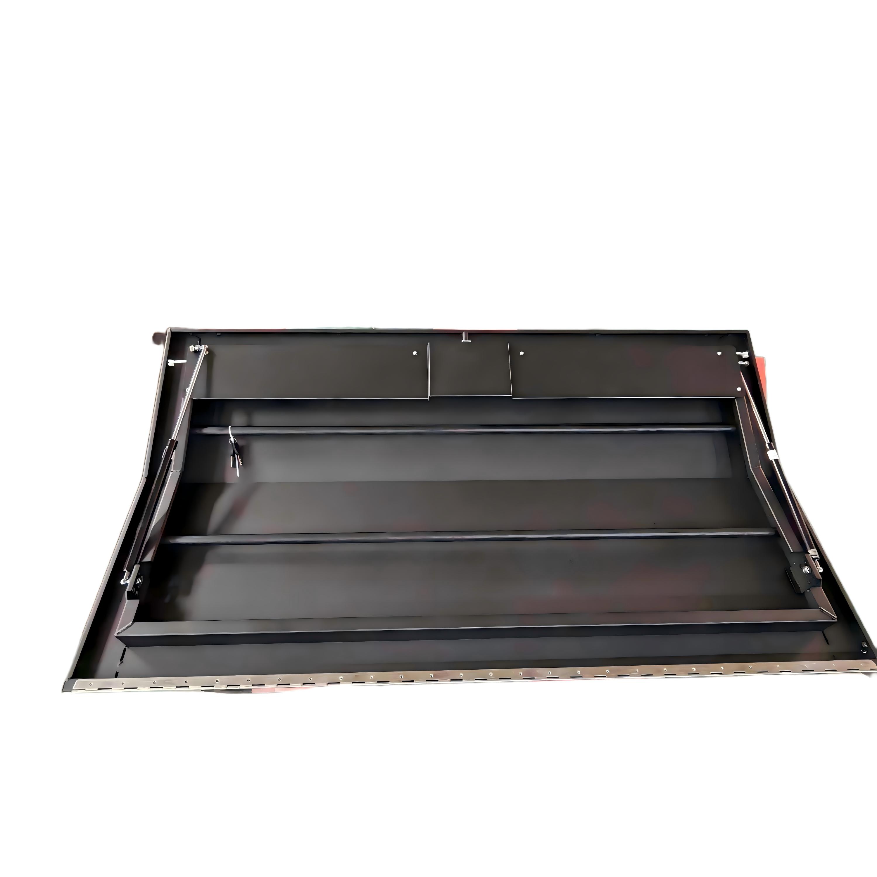 2 point & 3 point lock system canopy door.jpg